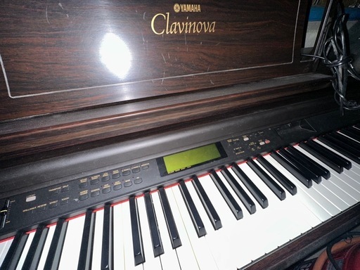 ピアノ　YAMAHA CLAVINOVA