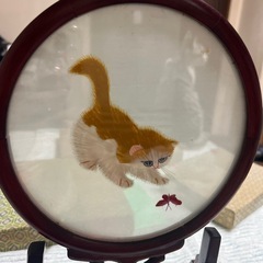 台湾　骨董品　【猫の刺繍画】の画像