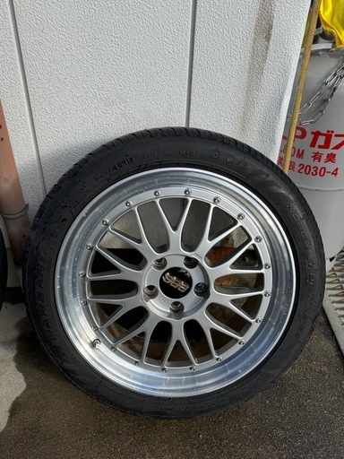 引き取り限定BBS  LM 18インチ 