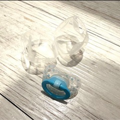 星柄のNUK哺乳瓶2本&おしゃぶりセットの画像