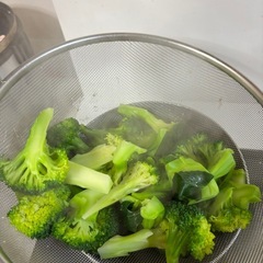 お腹いっぱいブロッコリーの画像