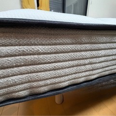 【引越しのため無料】マットレス　セミダブルの画像