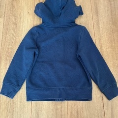 200円。GAP裏起毛トレーナー95cmの画像