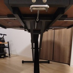 昇降付きダイニングテーブルの画像