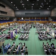 (日払い)12月10.11.12日シーハット大村及び隣接する公民館にて会場設営撤去作業※長崎市内からの送迎あり　男女可の画像