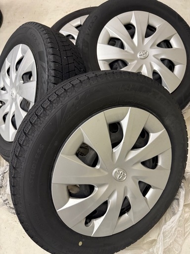 スタッドレスタイヤ (だいこんRyder) 松江の車のパーツの中古あげます