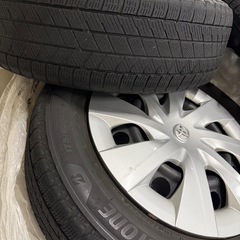 スタッドレスタイヤの画像