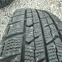 13インチスタッドレスホイル付きの画像