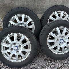 13インチスタッドレスホイル付きの画像