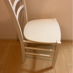 12/5午前中まで木製椅子2脚の画像