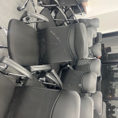 業務用　椅子机（50名分）の画像