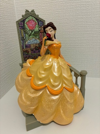 美女と野獣フィギュア　ベル