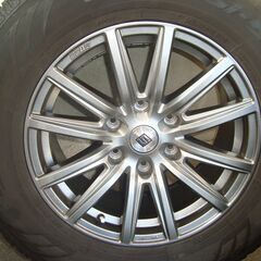 スタッドレスタイヤ　17インチの画像