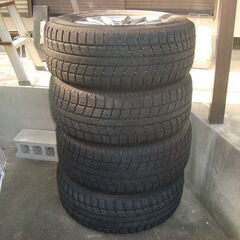 スタッドレスタイヤ　17インチの画像
