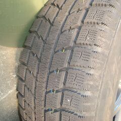 スタッドレスタイヤ　17インチの画像