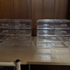 透明ケース2個の画像