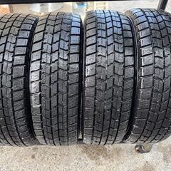 😊スタットレスタイヤ ホイル付き 軽自動車 グットイヤー アイスナビ７ 155/65R13 まだまだ使用可能👍の画像