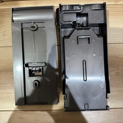 ⭐️早い者勝ち⭐️Dyson SV20FF ダイソン V12純正品 収納用ブラケットの画像