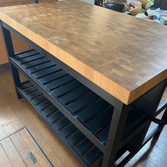 IKEA　VADHOLMA ヴァドホルマ アイランドキッチンの画像