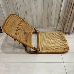 ラタン 座椅子 使用感ありの画像