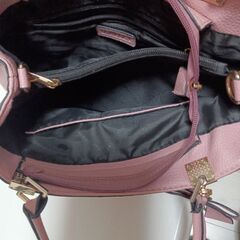 D.KELLYのバックの画像