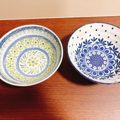 お皿とランチョンマット
の画像