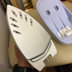 2022年製HITACHIコードレススチームアイロンの画像