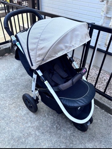 3輪ベビーカー【Joie】ライトトラックスエア