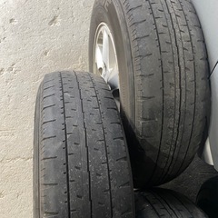  トヨタ ハイエース 200系 アルミホイール タイヤホイールセット スペアタイヤ付き 5本セット 195/80R15 107/105Lの画像