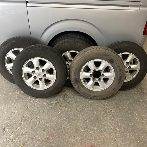 トヨタ ハイエース 200系 アルミホイール タイヤホイールセット スペアタイヤ付き 5本セット 195/80R15 107/105L