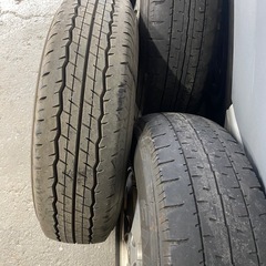  トヨタ ハイエース 200系 アルミホイール タイヤホイールセット スペアタイヤ付き 5本セット 195/80R15 107/105Lの画像