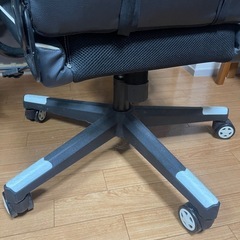 ゲーミングチェアの画像