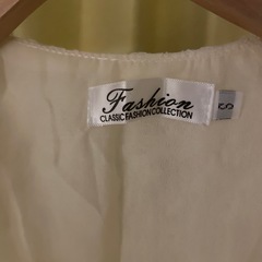 ホワイトドレス美品の画像