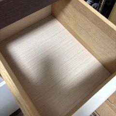 洋服チェストの画像