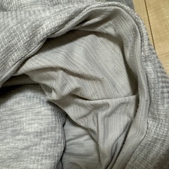 ニトリの掛け布団(シングル)と掛け布団カバー(セミダブル)(取引決定)の画像