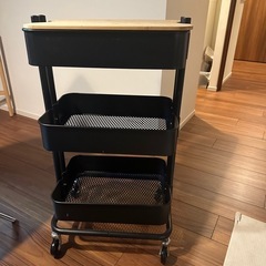 IKEA キッチンワゴンの画像