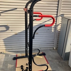 ぶら下がり健康器 懸垂マシン チンニングマシンの画像