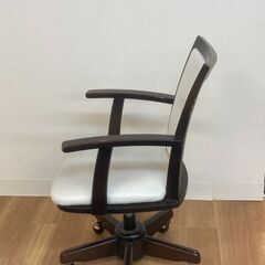 【無料/１２月５日までに受取可能な方優先】チェアお譲り　※タイヤ1輪無し※日程調整可能の画像