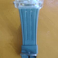 新品アナログ腕時計の画像