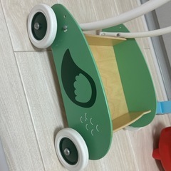 IKEA 手押し車の画像