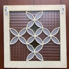 飾り窓　インテリアの画像