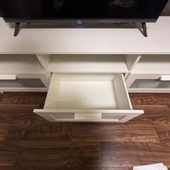 IKEA　テレビ台・収納スペースたっぷり！の画像