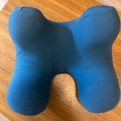 ナップピロー（ほぼ新品）の画像