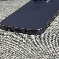 極美品　iPhone 14Pro 128GB ディープパープル　SIMフリーの画像