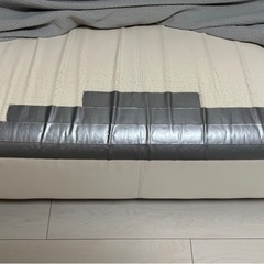 IKEA  3人掛けソファの画像