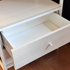 定価30,990円　シェルフ ファルセット(シェルフ1659 WH/ガラスキャビネット36 WH/引出し WH)の画像