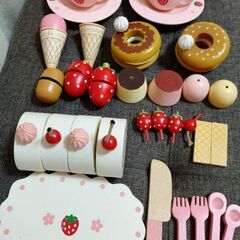 マザーガーデンのおままごとカフェセットの画像