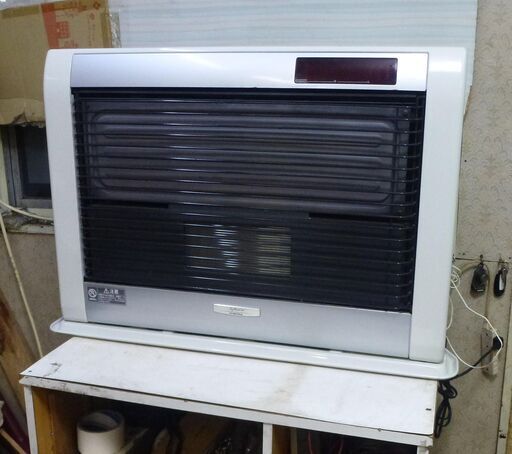 商談中　コロナFFストーブ　アグレシオ　FF-AG6814H 整備品