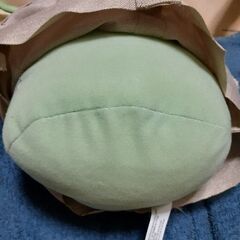 特大ベビーヨーダぬいぐるみ！の画像