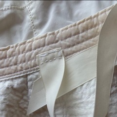 Eytys 白バケットハット（サテンリボン付）コンテナストアの画像